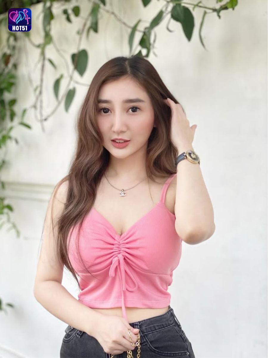 You are currently viewing Top Beautiful Girl Stunning Live Streaming App Hot51
