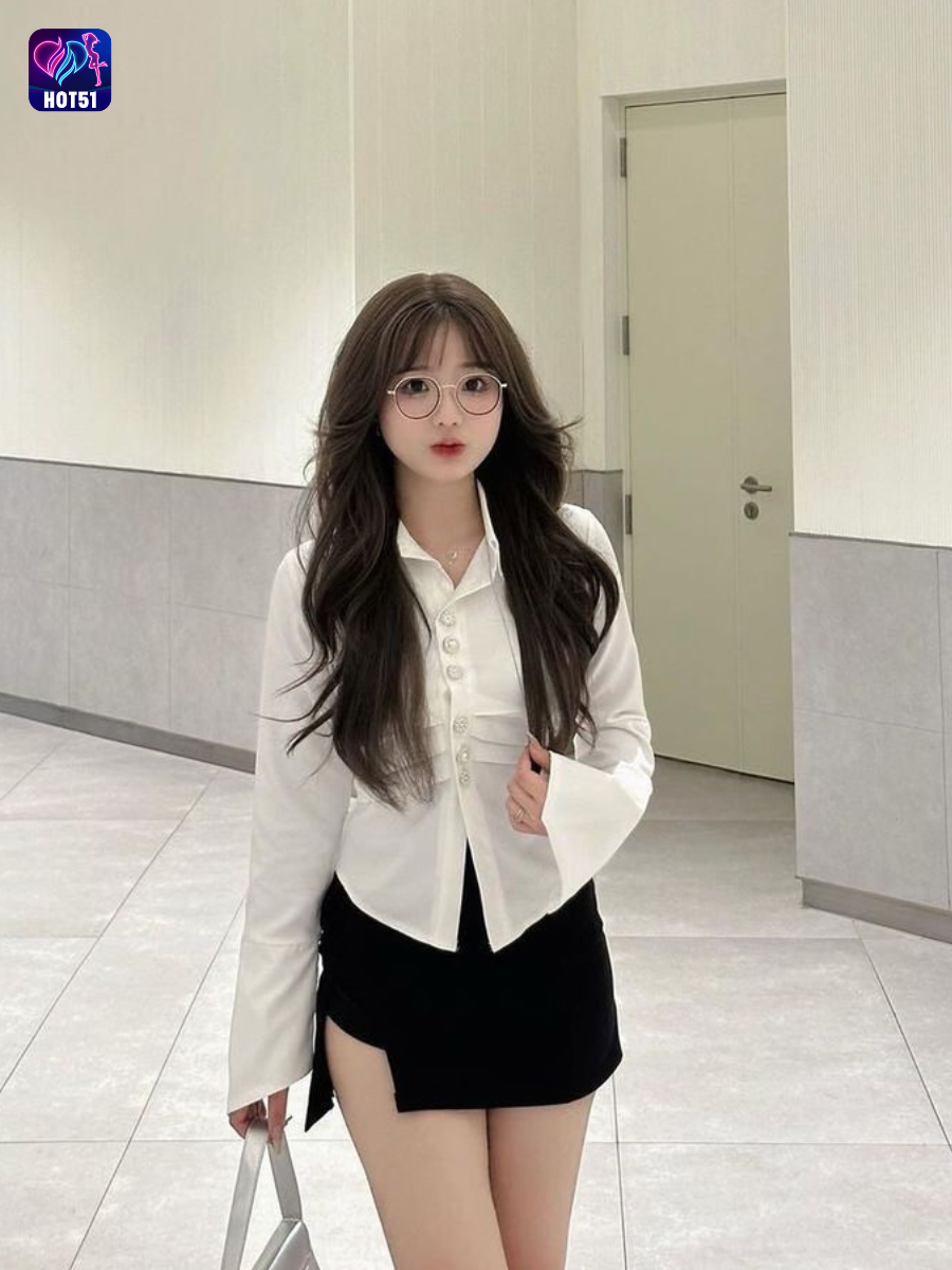 You are currently viewing Hot51 Beautiful Stunning Indonesia’s Top Girl Live Chat App