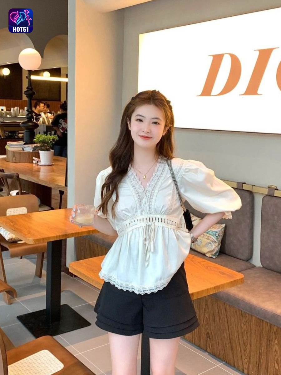 You are currently viewing Hot51 Stunning Beautiful Indonesia’s Girl Live App